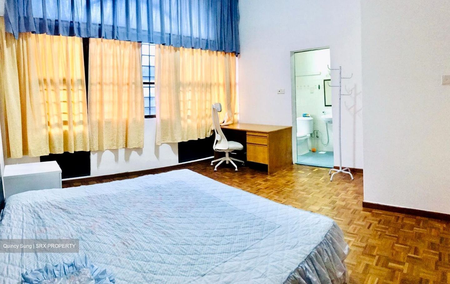 Sunshine Terrace (D19), Terrace #567667371